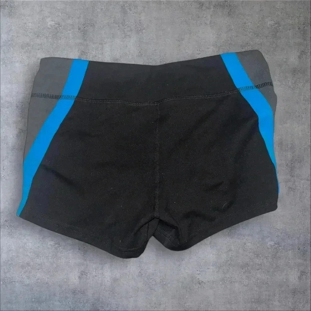 Nwt asics shorts size XS - Picture 2 of 4